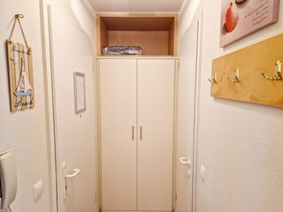 Apartment Sellin Features 23