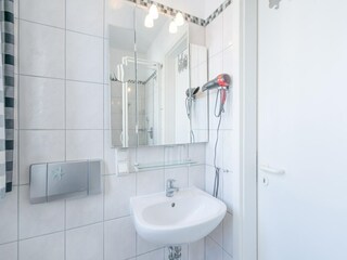 Apartment Sellin Ausstattung 23