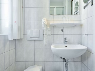 Apartment Sellin Ausstattung 23
