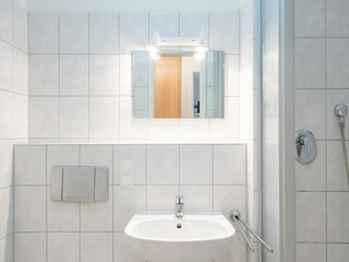 Apartment Sellin Ausstattung 19