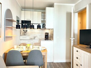 Apartment Sellin Features 21