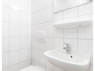Apartment Sellin Features 22