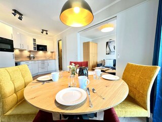 Apartment Sellin Features 25