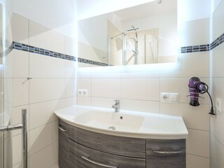 Apartment Sellin Ausstattung 24