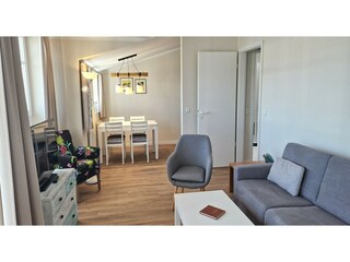 Apartment Sellin Features 16