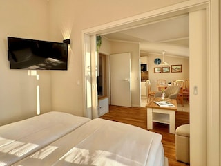 Apartment Sellin Features 20