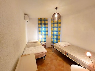 Schlafzimmer 3
