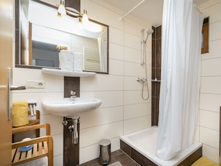 Badezimmer im Erdgeschoss