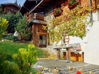 Terrasse-mit-Grillmöglichkeit