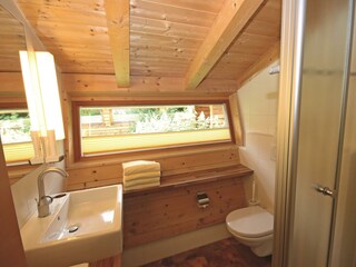 Duschbad mit Fenster