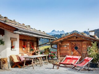Chalet-mit-Grillplatz-Sonnenterrasse-Ferienhaus