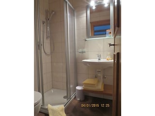 FW-Bergblick / Badezimmer
