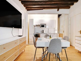 Apartment Paris Features 13