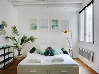 Apartment Paris  8