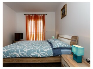 Bedroom with a french bed