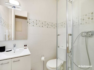 Apartment Paris  8