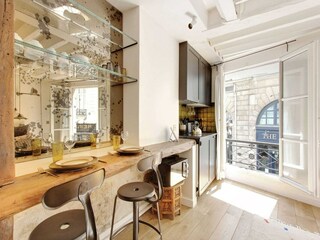 Apartment Paris  8