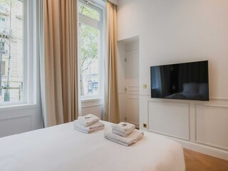 Apartment Paris  8