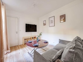 Apartment Paris Features 2