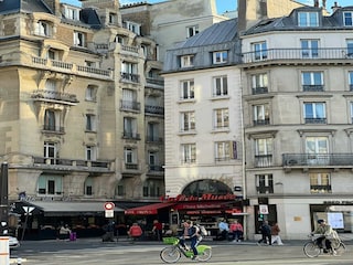 Apartment Paris  4