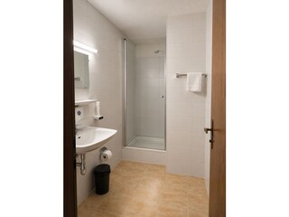Hotel_buckelhof_impressie_badkamer_en_toilet_15
