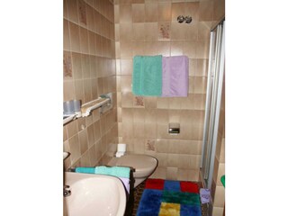 Doppelzimmer-Bad und Dusche