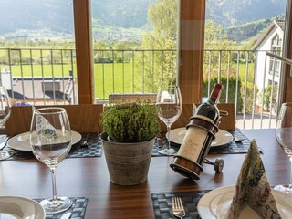 Top 4 EMMA Apartments (15)