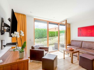 Top 10 Emma Apartments (11)
