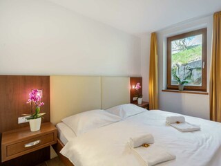 Top 1 EMMA Apartments (10)