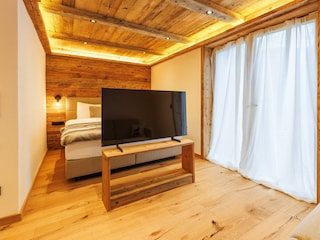 9C3A8198-HDR