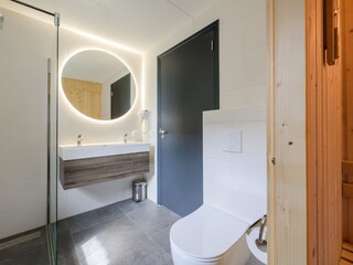 Villa Heeg Features 15