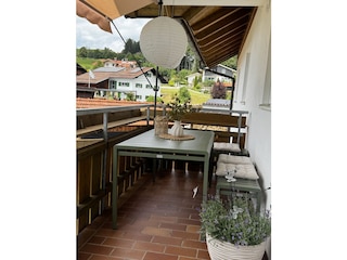 Balkon mit Sitzgruppe