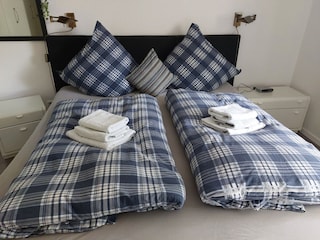 Schlafzimmer Boxspringbett 180x200 cm