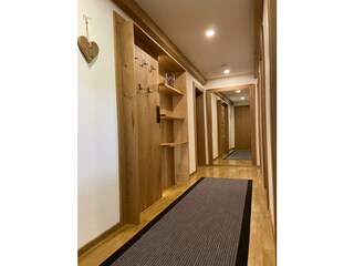 Hausgang/Garderobe