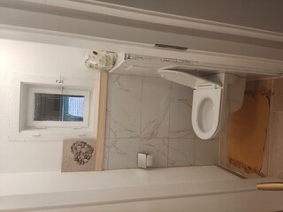WC extra