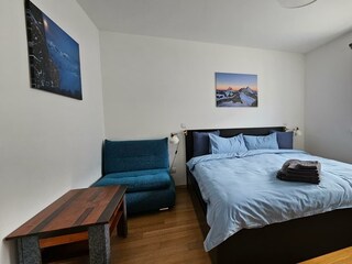 Schlafzimmer Ansicht 1