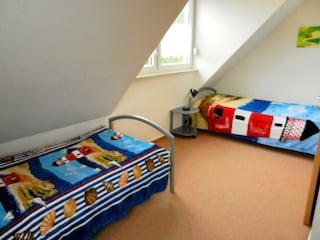 Schlafzimmer 1. OG mit 2 Einzelbetten