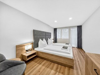 Hotel Schinagl DZ ohne Kuechenzeile (3)