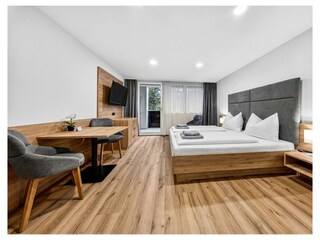 Hotel Schinagl DZ Kuechenzeile (8)