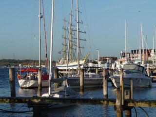 An der Trave-Promenade