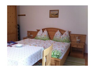Doppelbettzimmer