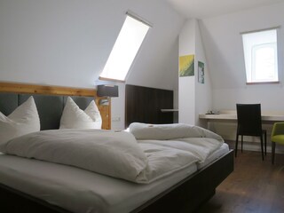 DZ_Maisonette_Schreibtisch_204