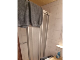 1. Badezimmer 2