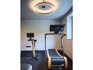 hotel-noa-schladming-fitness-laufrad
