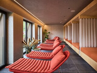 hotel-noa-schladming-spa-ruhebereich-43