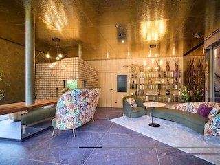 hotel-noa-schladming-empfangsbereich