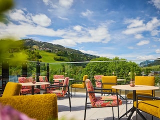 hotel-noa-schladming-skylounge-terrasse-rooftop-5