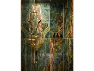 hotel-noa-schladming-suite-badezimmer-regendusche