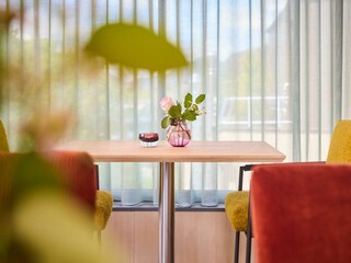 hotel-noa-schladming-skylounge-terrasse