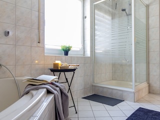 Bad Dusche